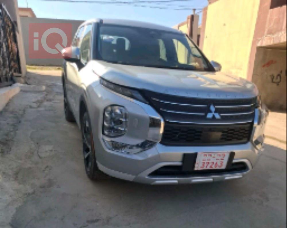 میتسوبیشی ئاوتلاندەر